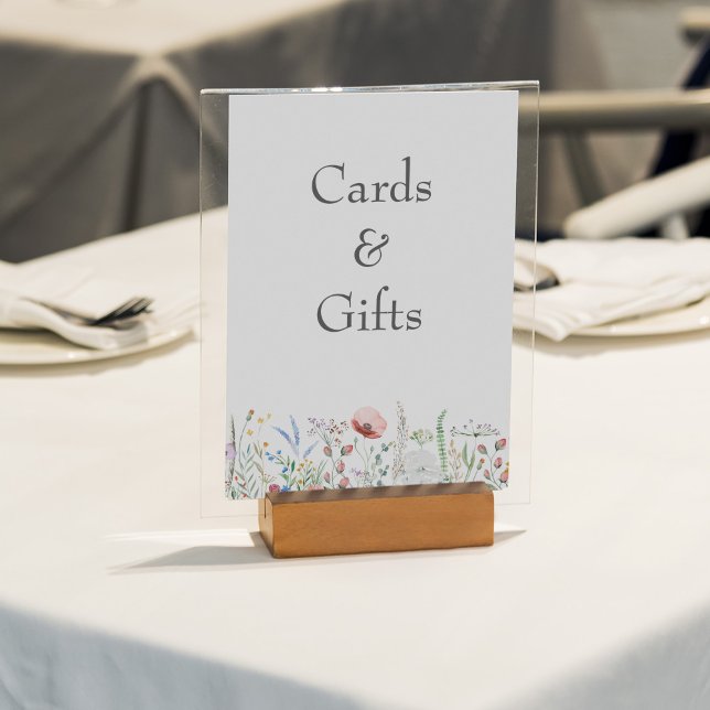 Panneau Cadeaux et cartes de pré Fleurs sauvages c (Colorful Wildflower Meadow Cards & Gifts Sign on a white wedding table.)