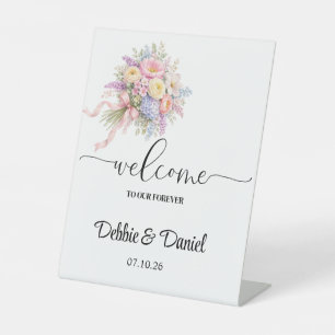 Panneau de bienvenue de mariage sur piédestal