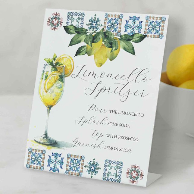 Panneau Mariage Limoncello Spritzer (Lemon wedding theme bar sign for limonchello spritzer.)