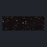 Panorama mit mehrwellenlangen Galaxien | Hubble &  Poster<br><div class="desc">Dies ist ein Panoramablick auf ein mehrwelleniges Bild, das drei Farben aus Hubble (Ultraviolett/sichtbares Licht) und acht Farben aus dem JWST (Near-Infrared) kombiniert. Dieses Panorama besteht aus hunderten von entfernten Galaxien mit nicht so vielen Sternen (Lichtpunkte mit Beugungsspitzen). Die entferntesten und schwächsten Objekte im Bild sind etwa 1 Milliarde Mal...</div>