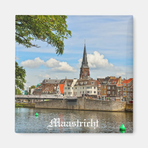 Panorama von Maastricht vom Fluss Maas oder Meuse Magnet