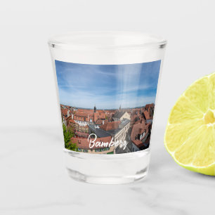 Panoramaaussicht auf die Altstadt von oben in Bamb Schnapsglas