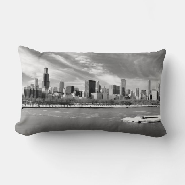 Panoramablick von Chicago-Skylinen im Winter Lendenkissen (Vorderseite)