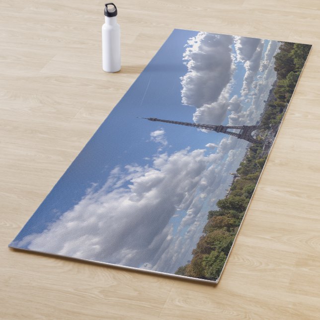 Panoramasicht auf den Eiffelturm von Trocadero aus Yogamatte (Beispiel)