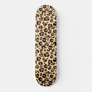 Panther-Druck auf beigefarbenem Hintergrund   Skateboard