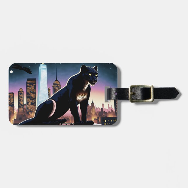 Panther über den New Yorker Dächern in der Nacht Gepäckanhänger (Vorderseite horizontal)