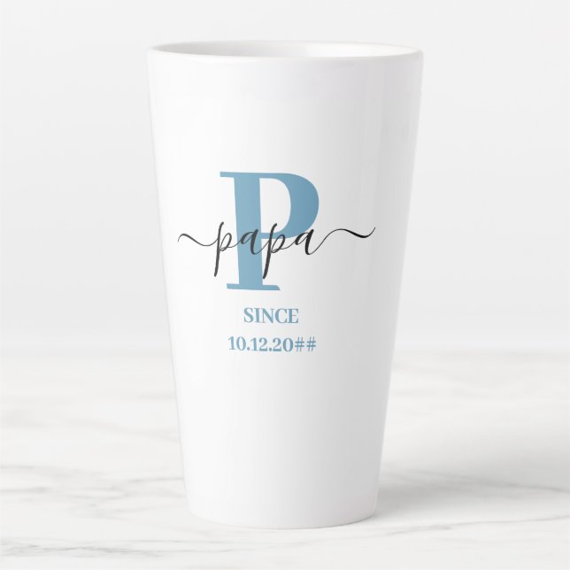 Papa Elegante Script Monogram Blue White Latte Tas Milchtasse (Vorderseite)