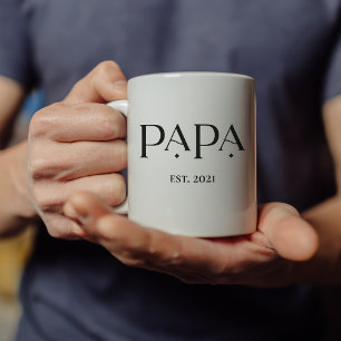 Papa Est. Datum mit Kindernamen Moderner Text Kaffeetasse