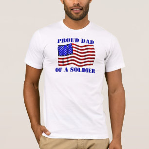 Papa fier d'un T-shirt de soldat