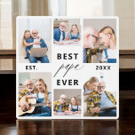 Papa Großvater Grandchildren FotoCollage Fotoplatte<br><div class="desc">Feiern Sie die besondere Bindung zwischen Papa und seinen Enkelkindern mit unserer "Papa-Großvater-FotoCollage"-Plakette. Diese personalisierte Gedenktafel zeigt wunderbar eine Sammlung von hochgeschätzten Fotos, die wertvolle Momente und Erinnerungen vereint, die Papa mit seinen geliebten Enkelkindern teilt. Der hervorgehobene Titel "Papa" verleiht dem Design eine Touch von Wärme und Zuneigung. Die aus...</div>