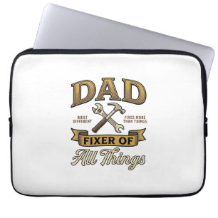 Papa Repariert Alle Antiquitäten Gravur Shirt_1 Laptopschutzhülle