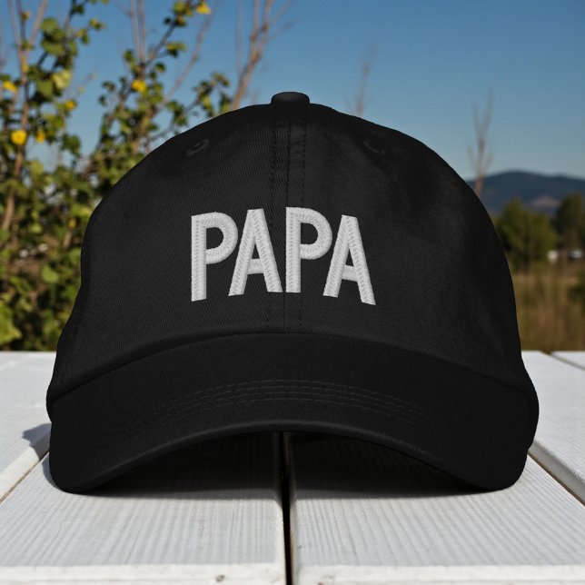 Papa Simple Trendy Moderne Typografie Custom Bestickte Baseballkappe (Von Creator hochgeladen)