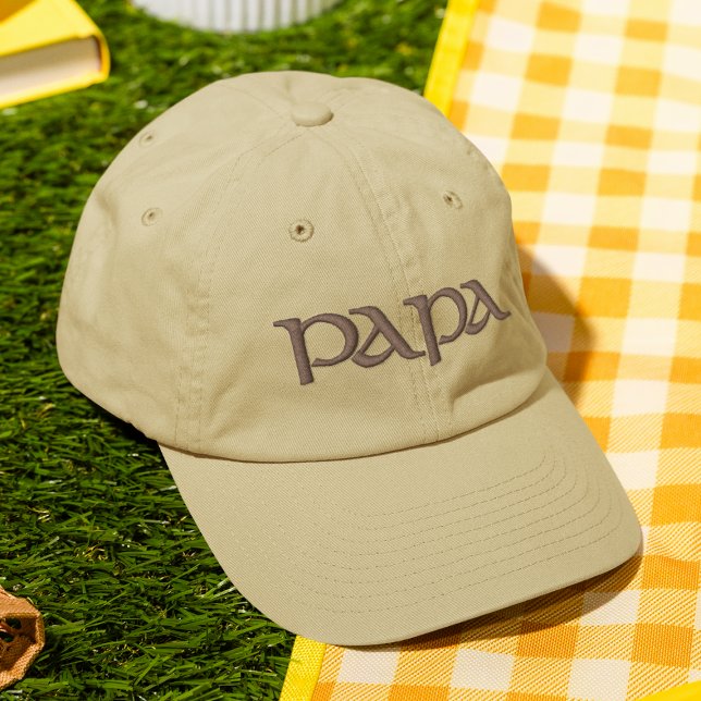 Papa Simple Trendy Moderne Typografie Custom Bestickte Baseballkappe (Von Creator hochgeladen)