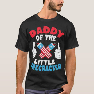 Papa vom kleinen Firecracker-Vater am 4. Juli T-Shirt