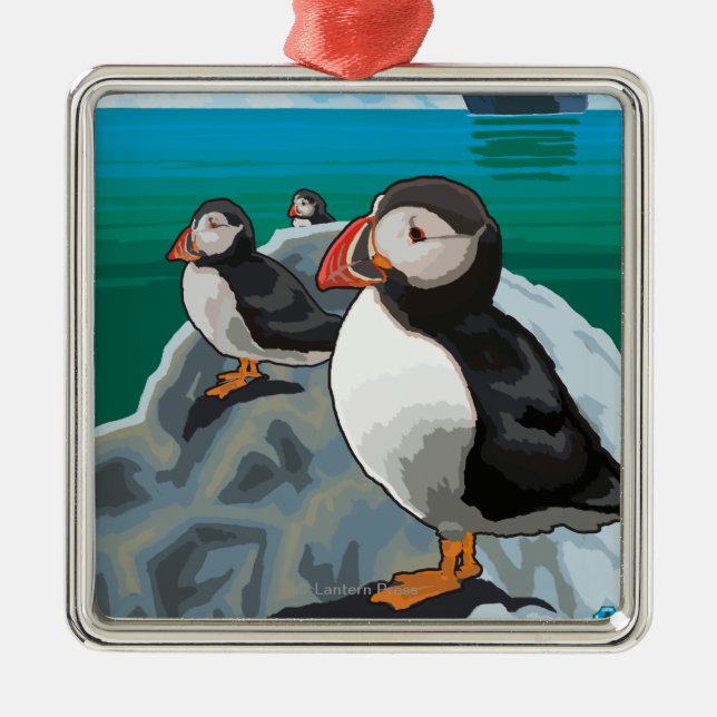 Papageientaucher, die ein Kreuzschiff aufpassen Silbernes Ornament (Vorne)