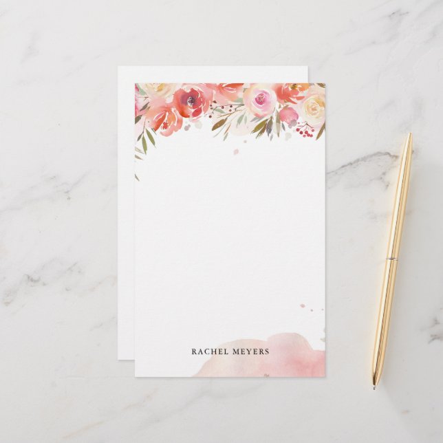 Papeterie Bouquet rose personnalisé avec monogramme de nom (Devant/Arrière en situation)