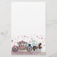 Cheval et chariot de conte de fées avec des fleurs