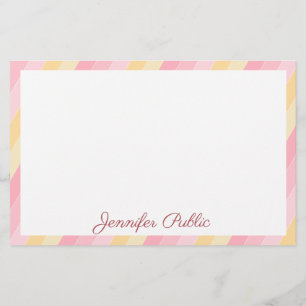 Papeterie Modèle rose jaune blanc Nom Texte