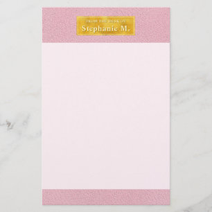 Papeterie Texture de faux cuir rose avec bannière en feuille