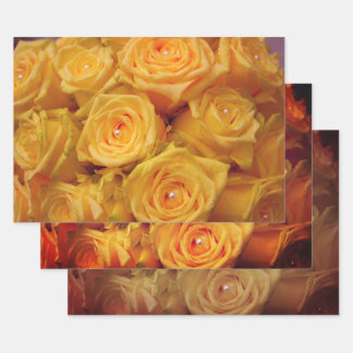 Papier à envelopper de belles roses et perles jaun