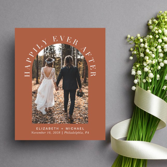 Papier Arch Photo Terracotta Mariage Réception Invitation (Celebrate your love story with an invitation showcasing your favorite photo in an elegant arch frame)