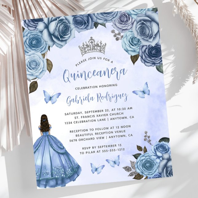 Papier Budget Blue Floral Roses Quinceañera Invitation (Créateur téléchargé)