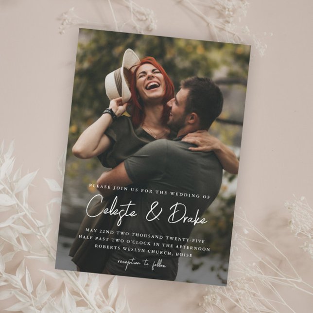 Papier Budget Modern Script Faire-part de mariage photo (Modern Script Names Budget Photo Wedding Invitations.)