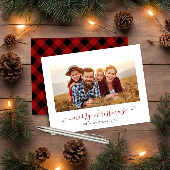 Papier BUDGET Plaid Rouge Buffle écriture Photo de Noël (BUDGET Red Buffalo Plaid Script Christmas Photo Holiday Card)