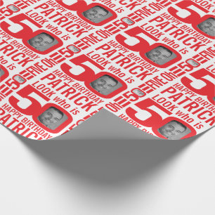 Papier Cadeau 50e anniversaire rouge blanc look 50 nom photo per