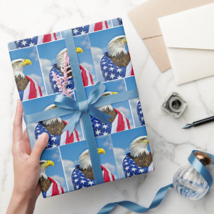 Papier Cadeau Aigle Bald Enveloppé Dans Le Drapeau Américain