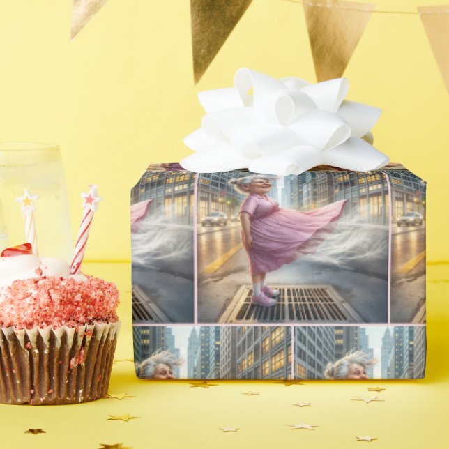 Papier Cadeau Anniversaire Vielle dame debout sur une tente de r (Fête d'anniversaire)