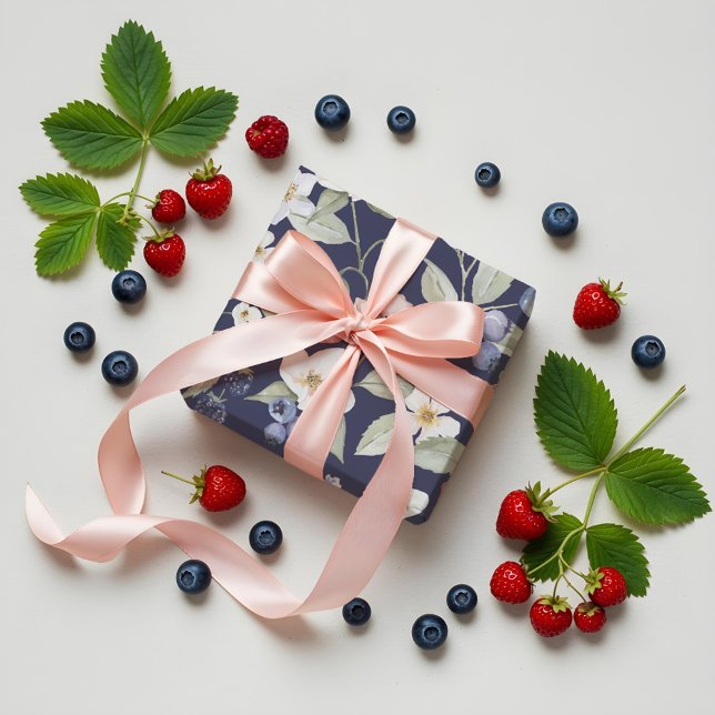 Papier Cadeau Berry Baby shower doux Fleurs et baies sauvages (Berry Sweet Baby Shower Wild Berries & Flowers Wrapping Paper)