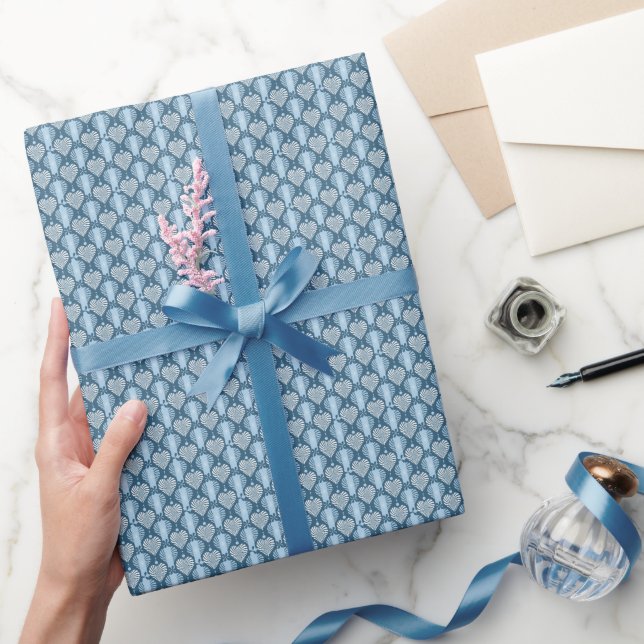 Papier Cadeau Bleu motif à rayures verticales avec coeur rétro e (Cadeaux)