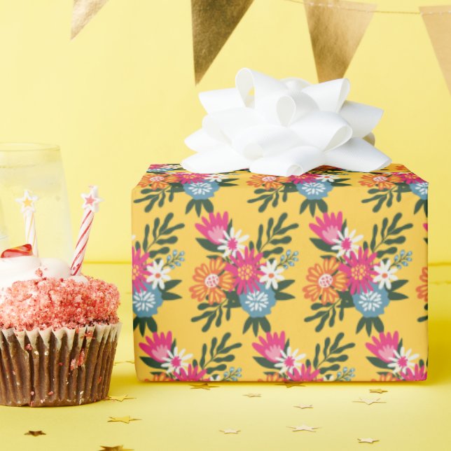 Papier Cadeau Bouquet de fleurs d'été sur or (Fête d'anniversaire)