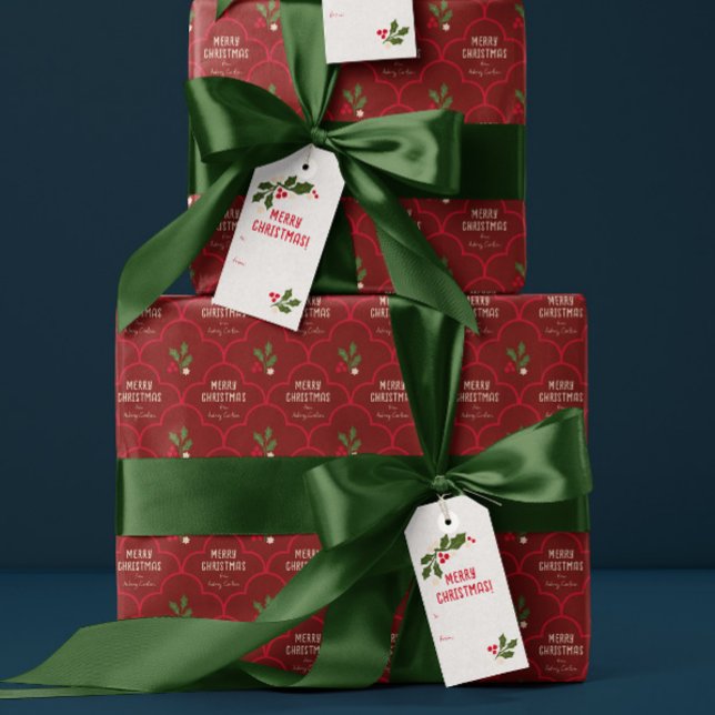 Papier Cadeau Carreaux de Noël en pierre rouge foncé (deep burgundy red custom text Christmas holiday gift wrapping paper with holly red scallop pattern)