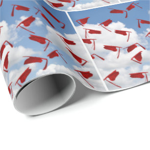 Papier Cadeau Casquettes de graduations rouges dans le ciel