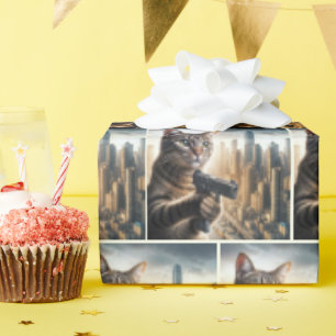 Papier Cadeau Chat tigré avec un pistolet