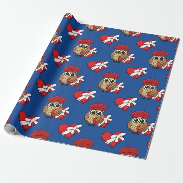 Papier Cadeau Chouette mignonne avec béret rouge et boîte cardia (Déroulé)