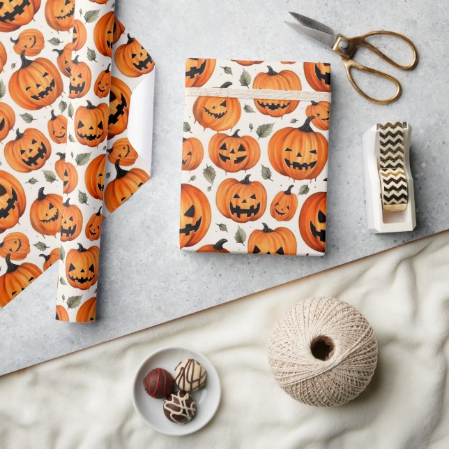 Papier Cadeau Citrouilles éffrayants sculptés et feuilles d'auto (Artisanat)