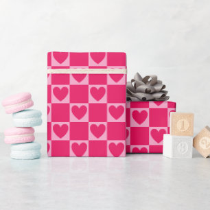 Papier Cadeau Coeurs À damiers élégants framboise rose rouge