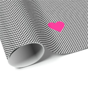 Papier Cadeau Coeurs avec chèques en noir et blanc