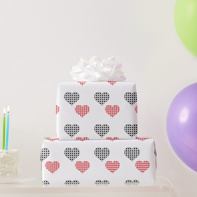 Papier Cadeau Coeurs Valentin rouge et noir plaid sur blanc (Créateur téléchargé)