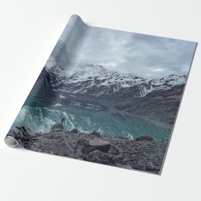 PAPIER CADEAU CORPS D'EAU SURPLOMBANT LES MONTAGNES PENDANT LA J (Déroulé)