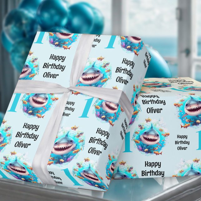 Papier Cadeau Cute Shark Boy 1er Anniversaire Nom Papier d'envel (Cute Shark Boy 1st Birthday Name Wrapping Paper)