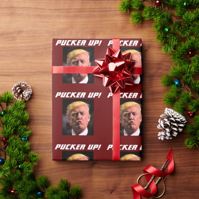 PAPIER CADEAU DONALD TRUMP KISS TOUS LES OUTILS D'OCCASION PAPIE (Cadeau de vacances)