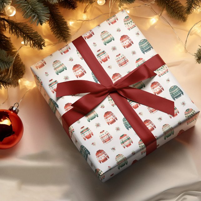 Papier Cadeau Doudou de Noël moche | Holly et Berries Motif (Ugly Christmas Sweater Holly and Berries Pattern White  Wrapping Paper)