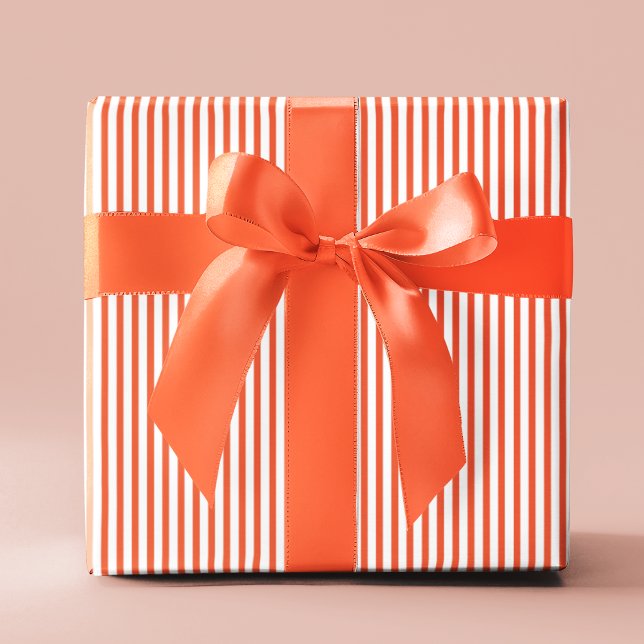 Papier Cadeau Elégant orange et blanc mince bandes (Elegant Striped Wrapping in Orange & White. Chic & Timeless. For All Occasions and  All Ages.)