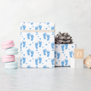 Papier Cadeau Empreintes de bébé bleues sur fond blanc