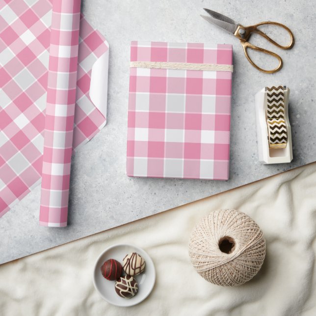 Papier Cadeau Enveloppé en rose (Artisanat)