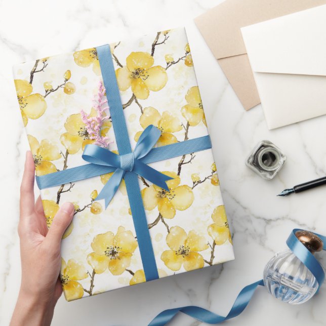 Papier Cadeau Fleurs Jaunes Dorées Baby Shower de Mariée (Cadeaux)